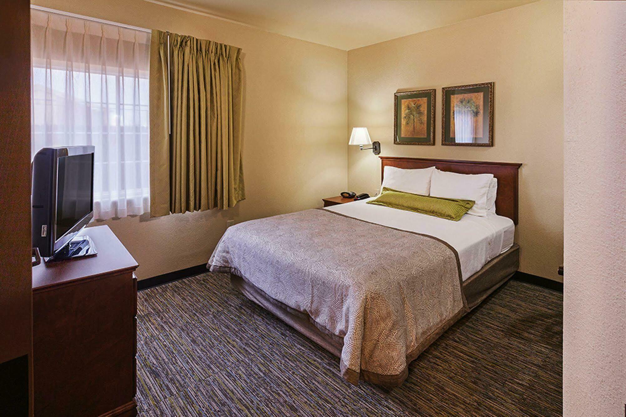 Candlewood Suites Tulsa Broken Arrow Kültér fotó